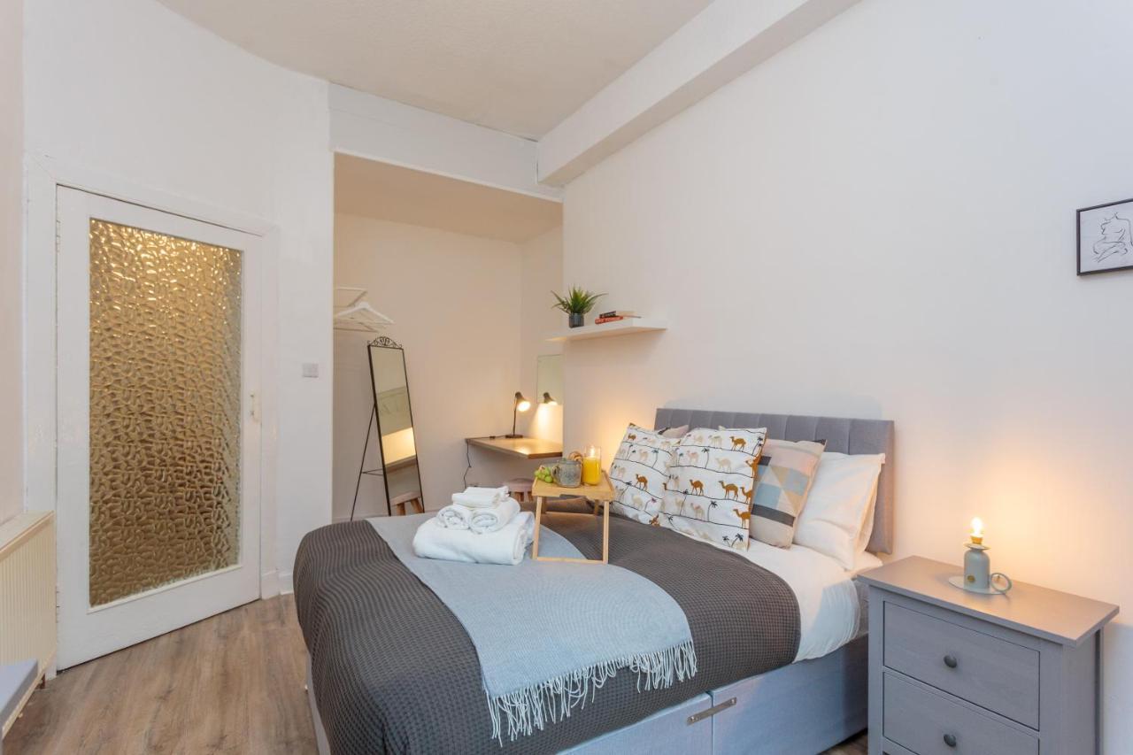 Stylish Apartment At The Edge Of Meadows Park 爱丁堡 外观 照片