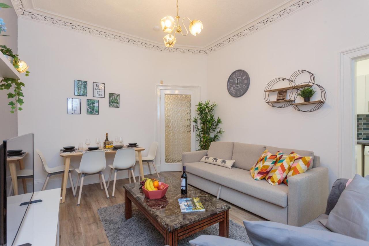 Stylish Apartment At The Edge Of Meadows Park 爱丁堡 外观 照片